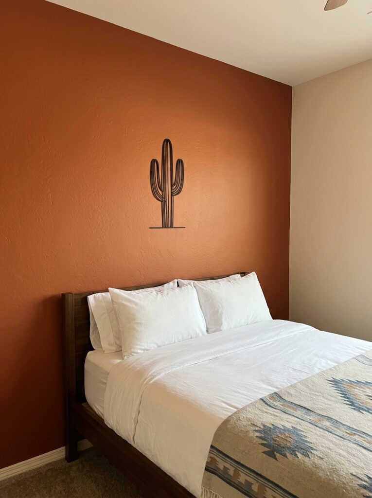 Assecent wall with Western Bedroom Ideas